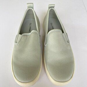 Call It‎ Spring Lovaudien Grey Slip-On Sneakers Size 6.5